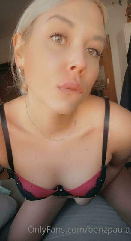 Hmm .. where would you kiss and up ? 🤤💋