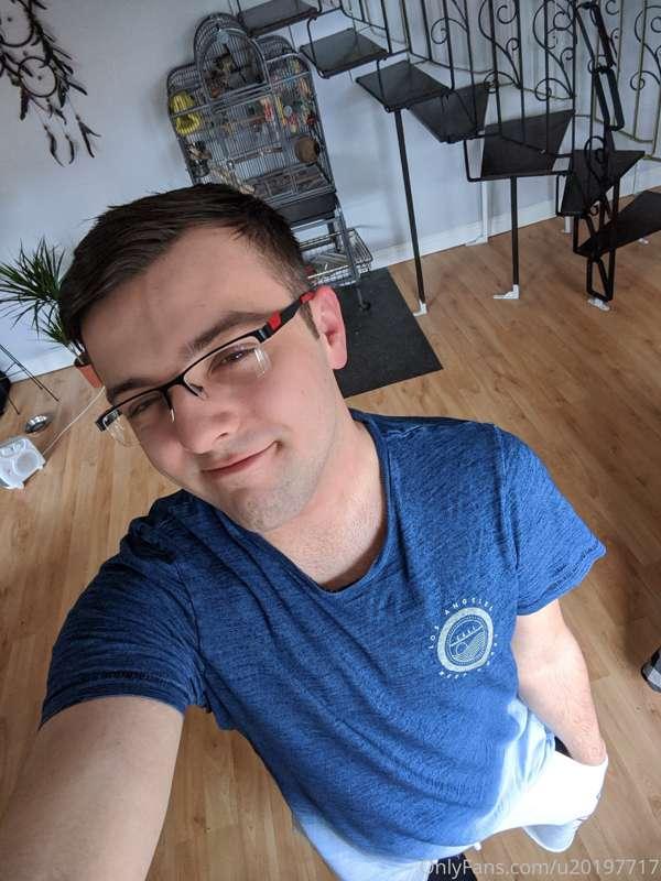 Just a couple snaps to say hello 😅✌🏼
