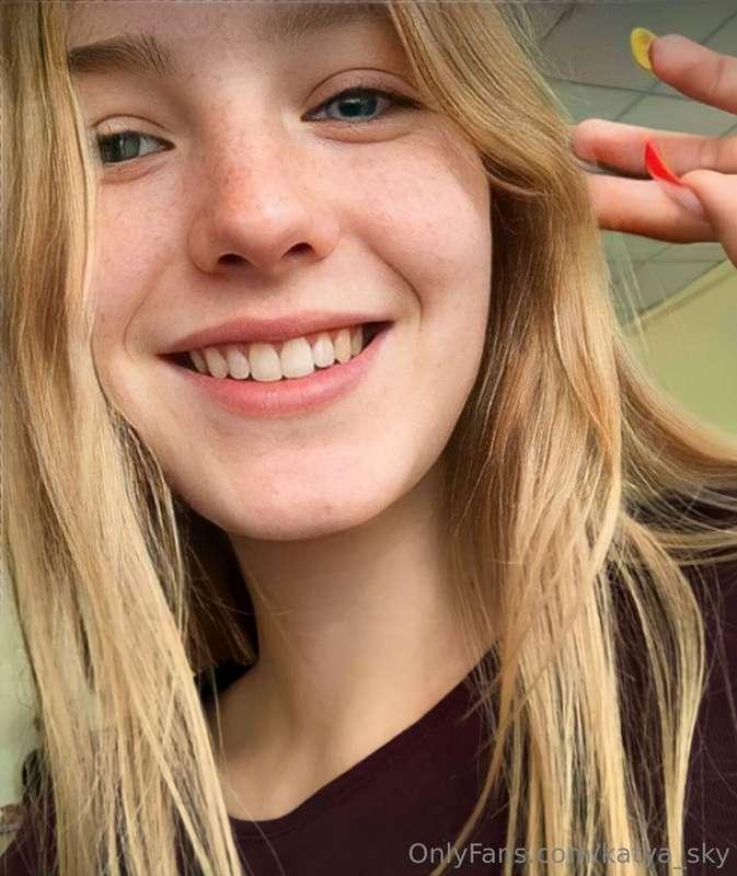 ##❤️You should be here right now @goldendivaa ❤️
Hot cutie @..