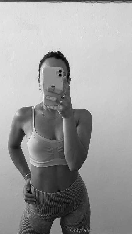 🏃🏻‍♀️🏃🏻‍♀️After running a cool shower🔥It's hot in Argentina