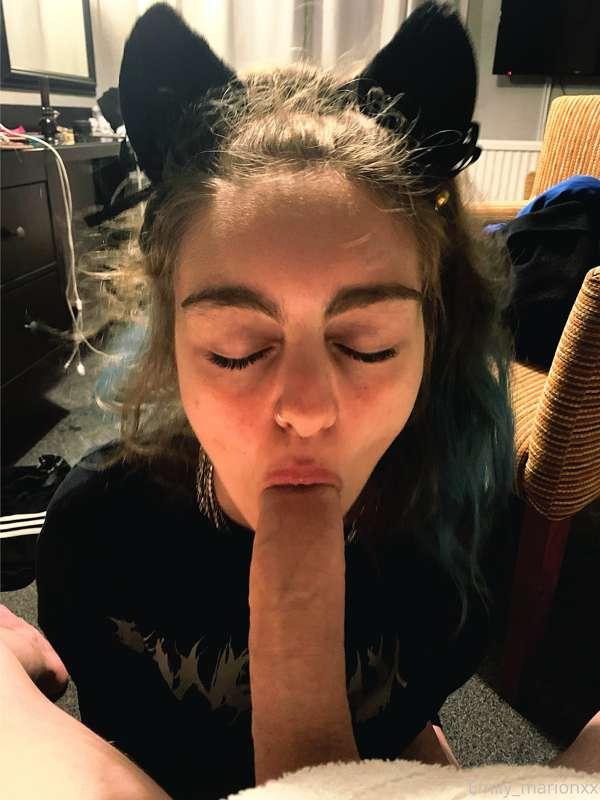 Lil sucky sucky 😉