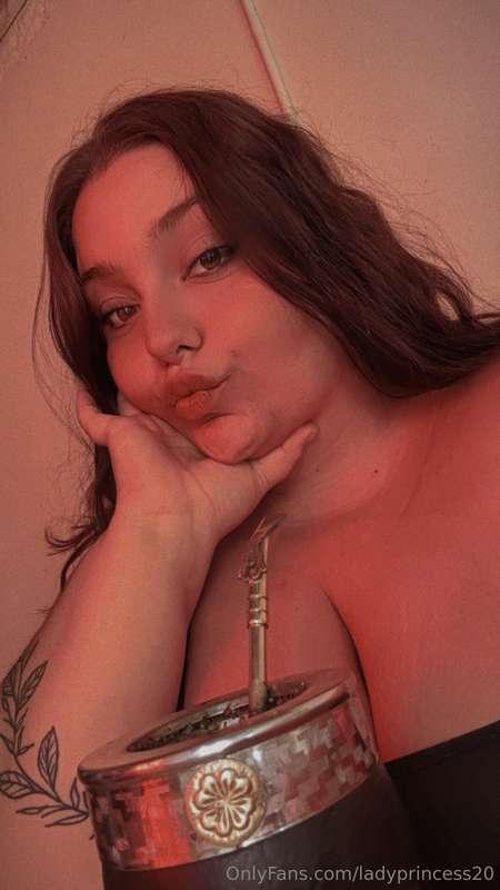 🫦😘👅