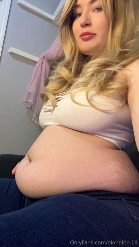 blondiee.18 image #0