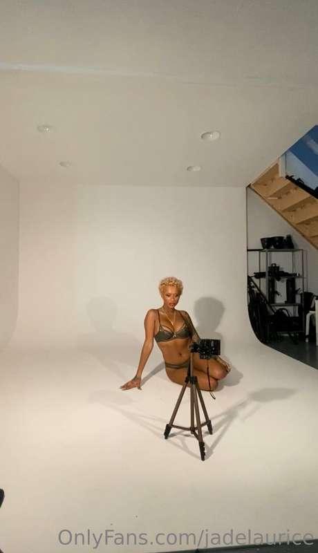 Bts of your girl 🤎