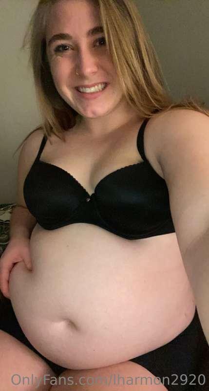 Dreaming of being a fat pig with a belly hanging down betwee..