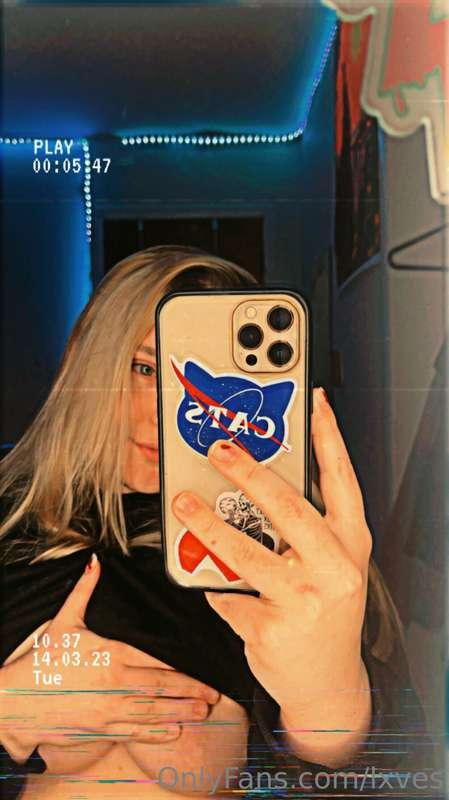 lxves image #0