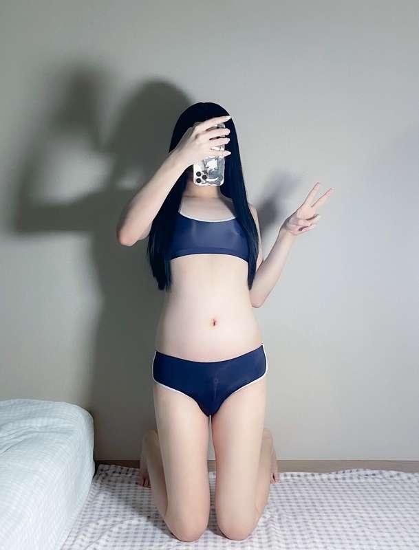 お腹が太ったみたい😢배에 살이 찐 것 같아...