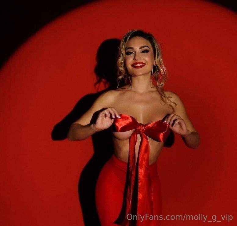 Would you love to open this gift ?🎁and are you lookin for th..