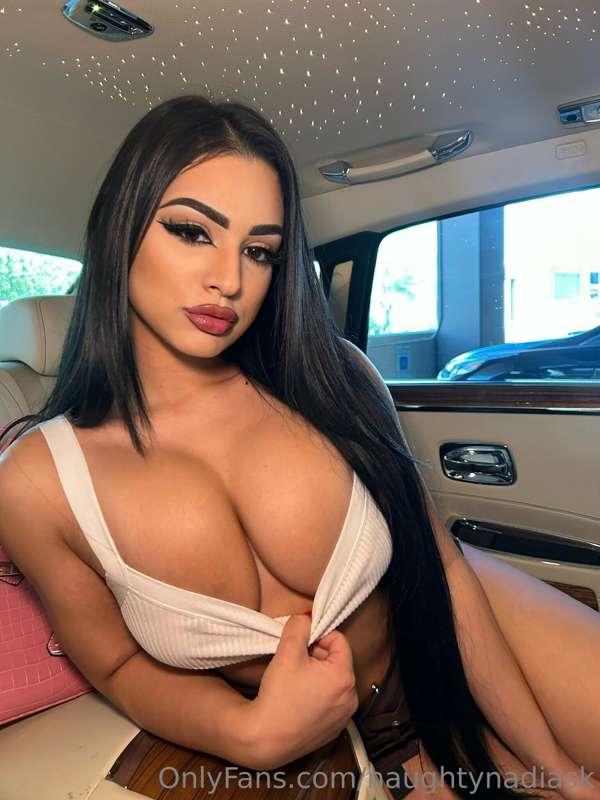 Ridin in the Rolls sets the best vibes