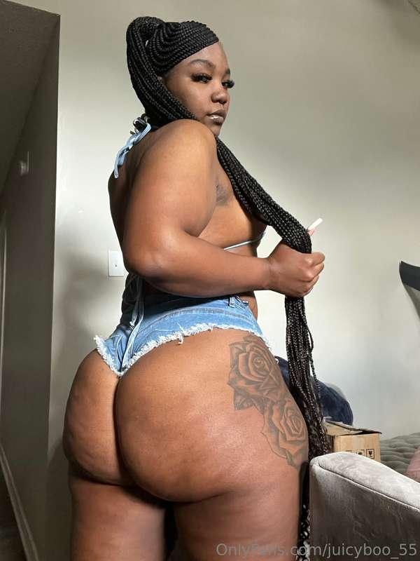Happy Mother’s Day to me 🥰🌸 Tip me $15 for a video if you fw..