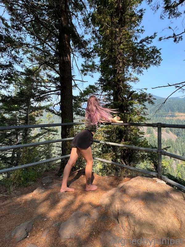 Wanna play hide and seek baby? 😉
