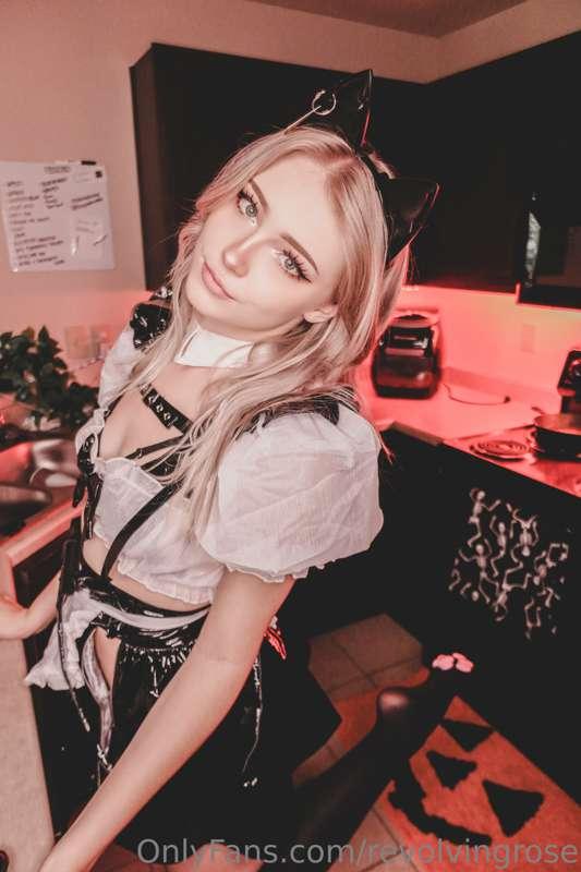 🖤**Tactical Maid Lewd Photoset**🖤

Hey loves, I haven’t been..