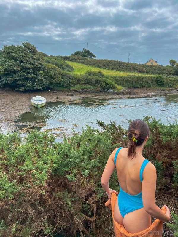 Spent my weekend in the countryside 🌳⛵️🌊  The cheeky version..