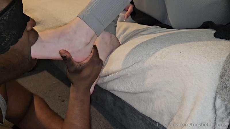 toesbeforebros_ image #10