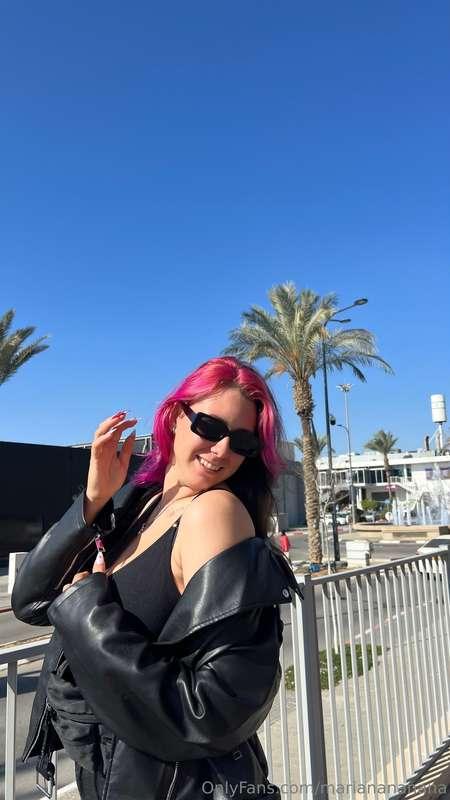It was a good sunny day, what do you prefer more hot weather..