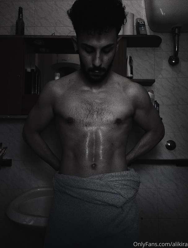tip for dropping the towel 😈