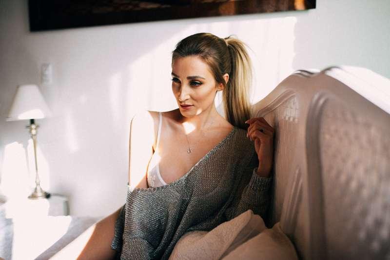 hollytwolf image #3