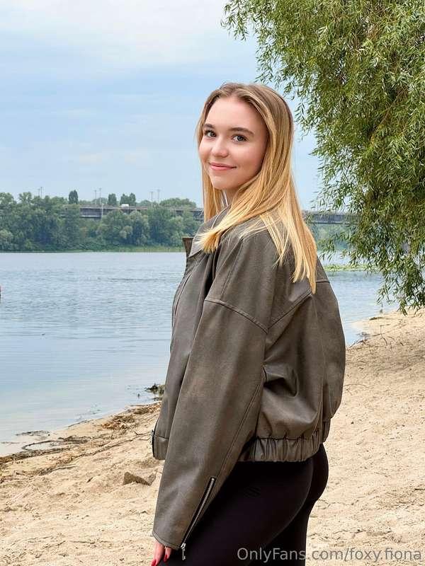 ## ❤️ PRETTY GIRL @victoria_lewis ❤️ This hot girl @victoria..