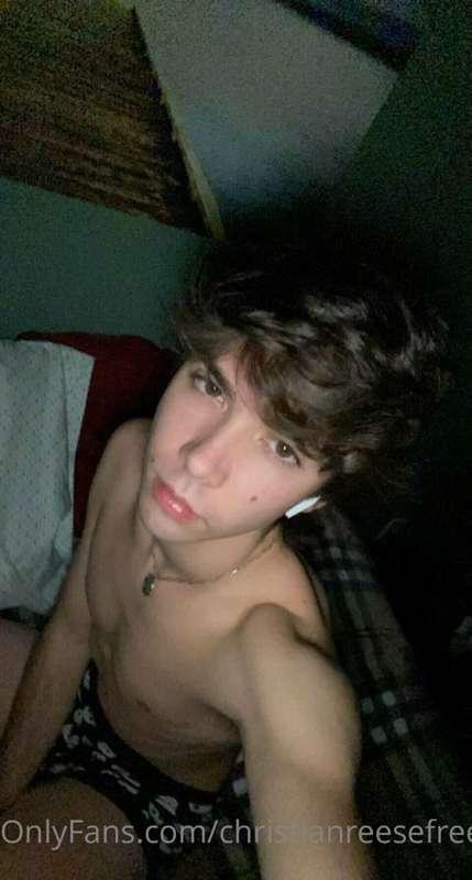 Subscribe to my friend ! He just made an OF 🥵

onlyfans.com/..