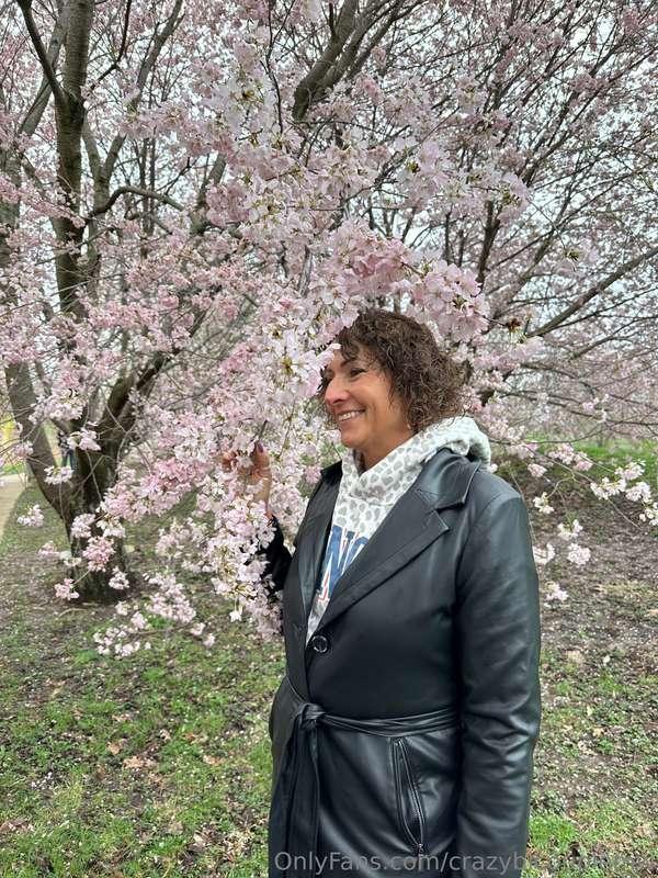 With the spring blooms… here we gooooo! I’m going to give yo..