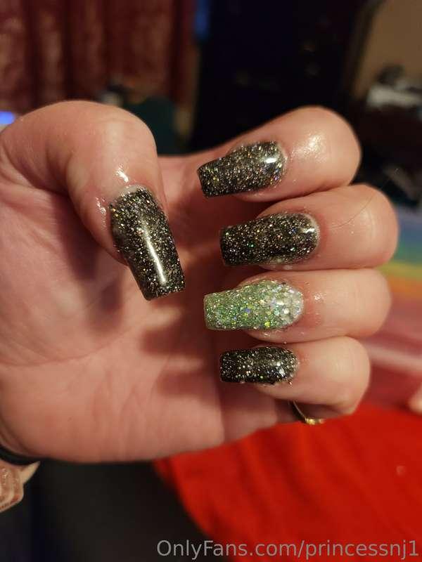 Redid my nails.....