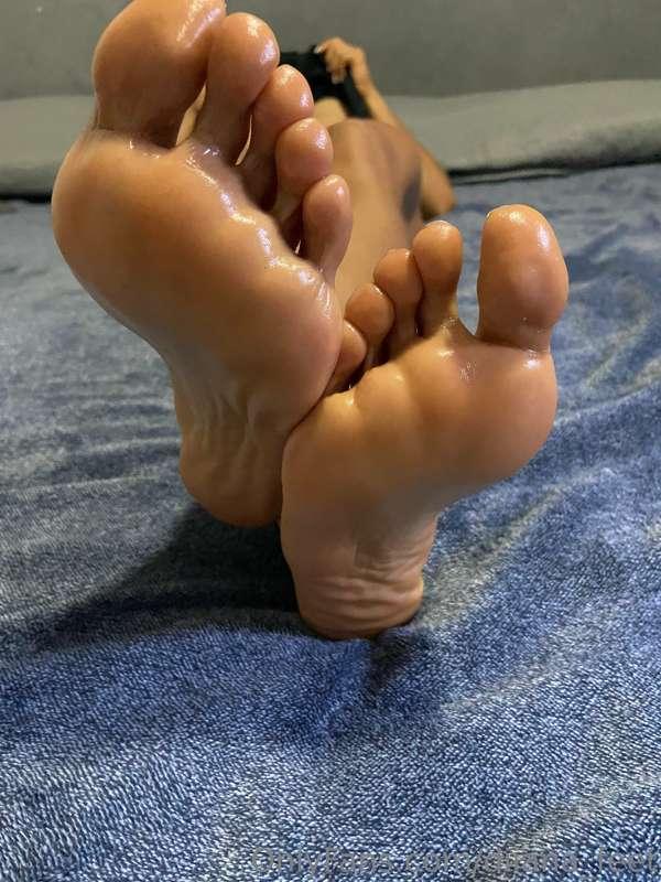 diiana_feet image #2