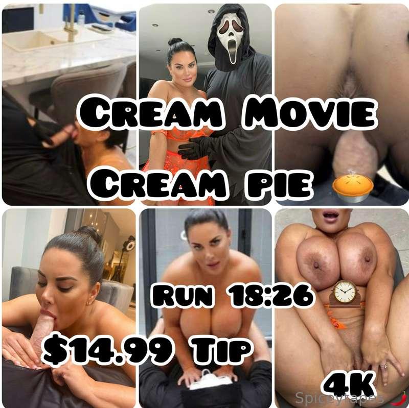 New Halloween theme Movie 😈🔞🥧 
Scream gives me a thick cream..