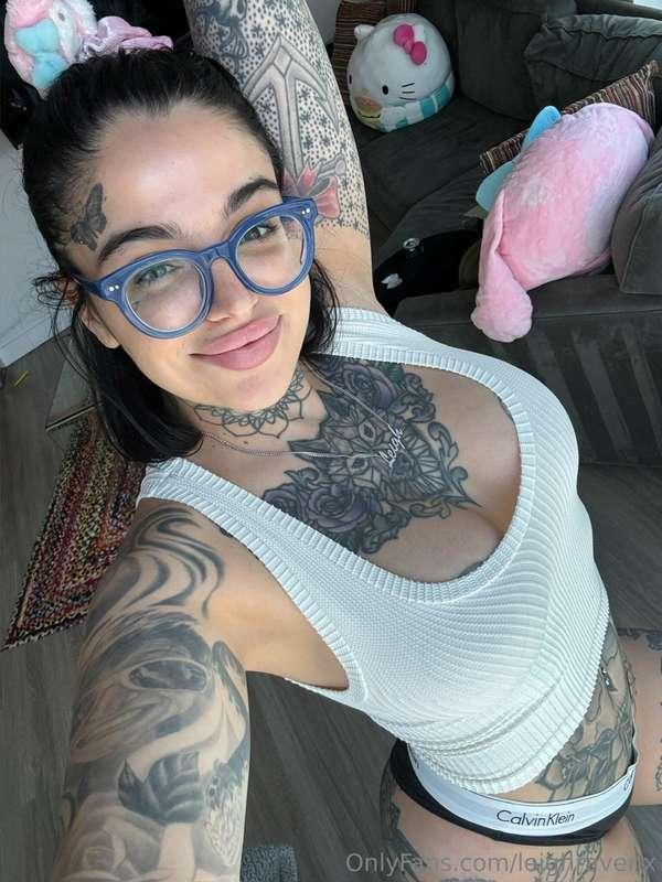 What do you like most about this pic? 🤍