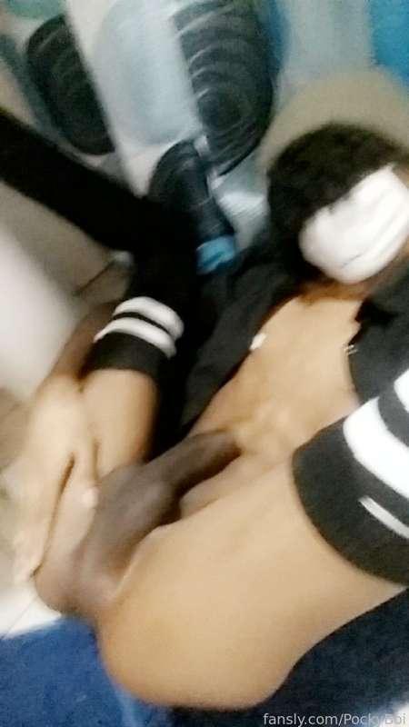 pockyboi image #2