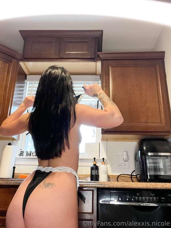 showing my tits🍒