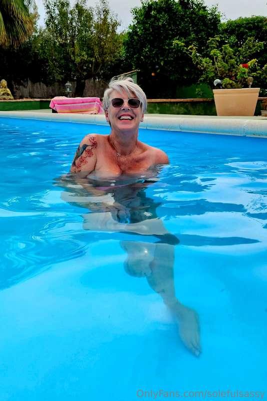 Last of the pool pics! 💙💙💙 joining me?