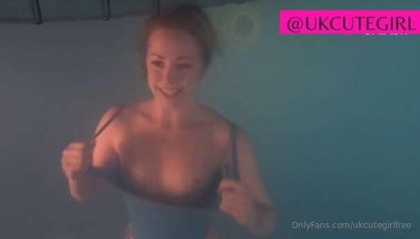 💦Underwater STRIP TEASE! …..Seductive and erotic all while h..