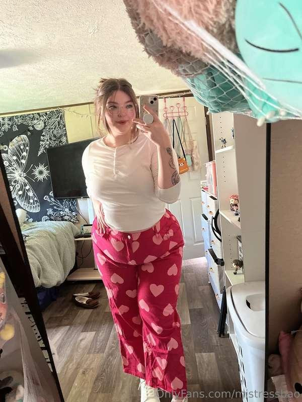 hiii lovies ✨ wanna make me your thick ass gf?  custom day i..