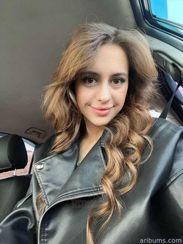 ari_syz image #1