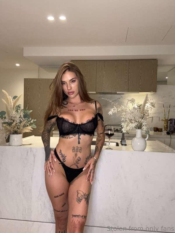 can you feel how badly i want you inside me? 😜