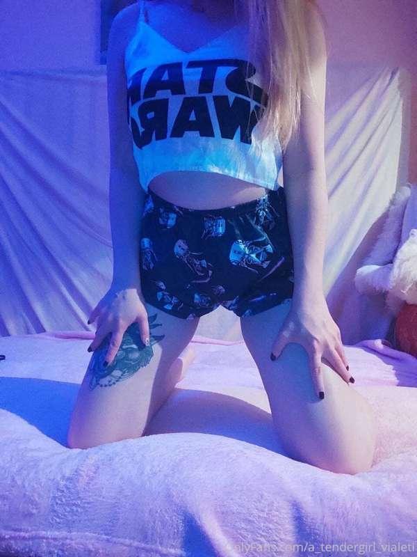 How do you like my new shorts?💋❗
sexy enough for you to undr..