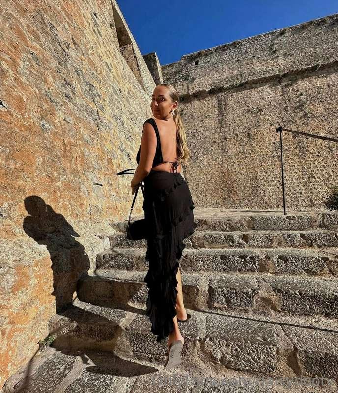 🖤 main page - @daisydooxx 🖤