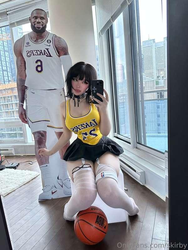 NEW COSPLAY ALERT⚠️⚠️⚠️the lakers got a new player