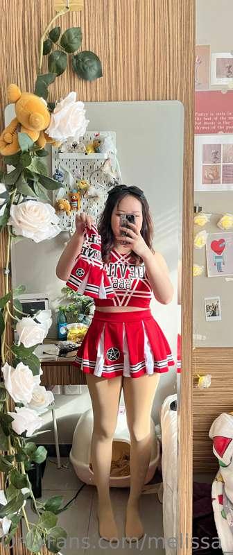 I’m cheerleading for your team and I showed you my panties (..
