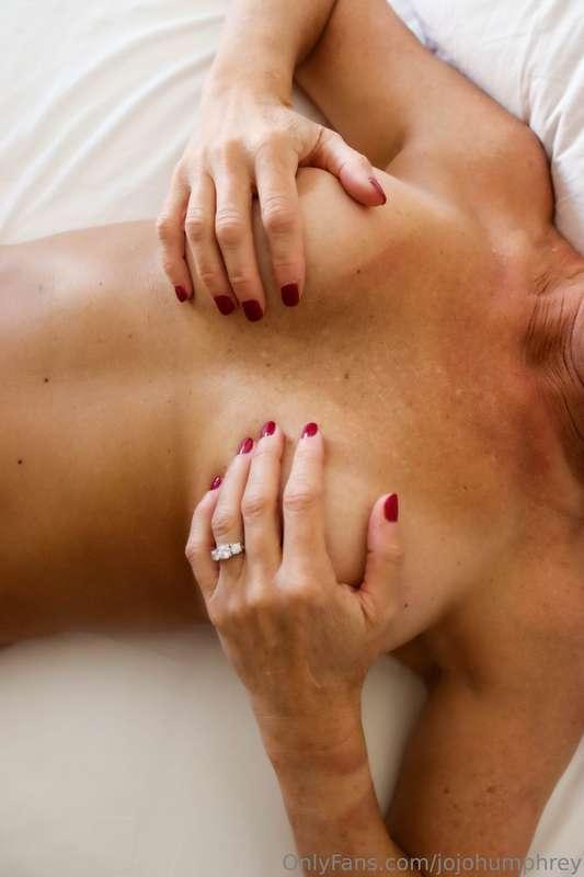 What are your thoughts on my new nail color?