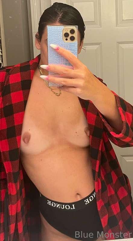 Super clean nipples to suck on. Can’t you tell I used hot wa..