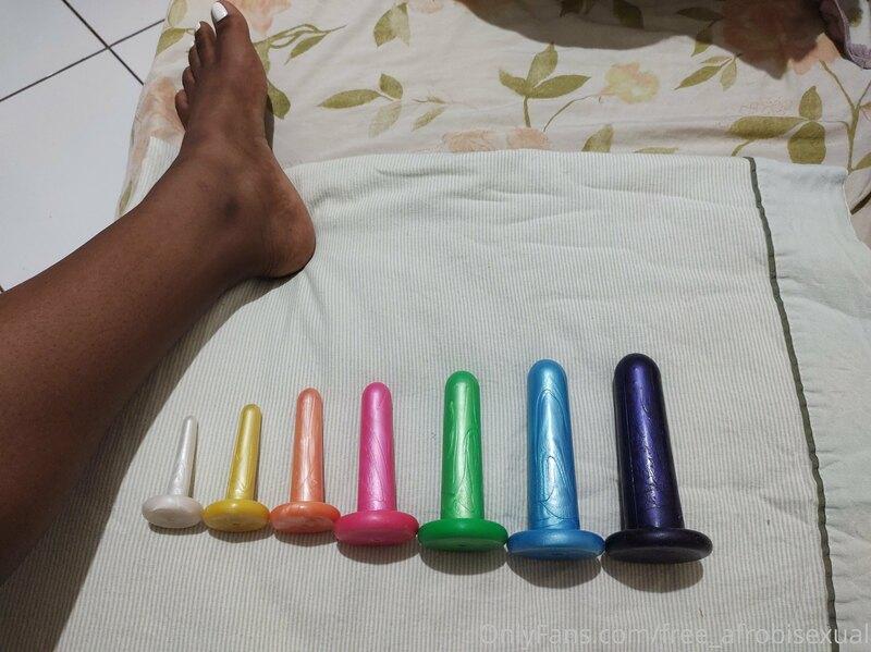 Do you like ANAL?  
Well... I love it ? 
Check me putting al..