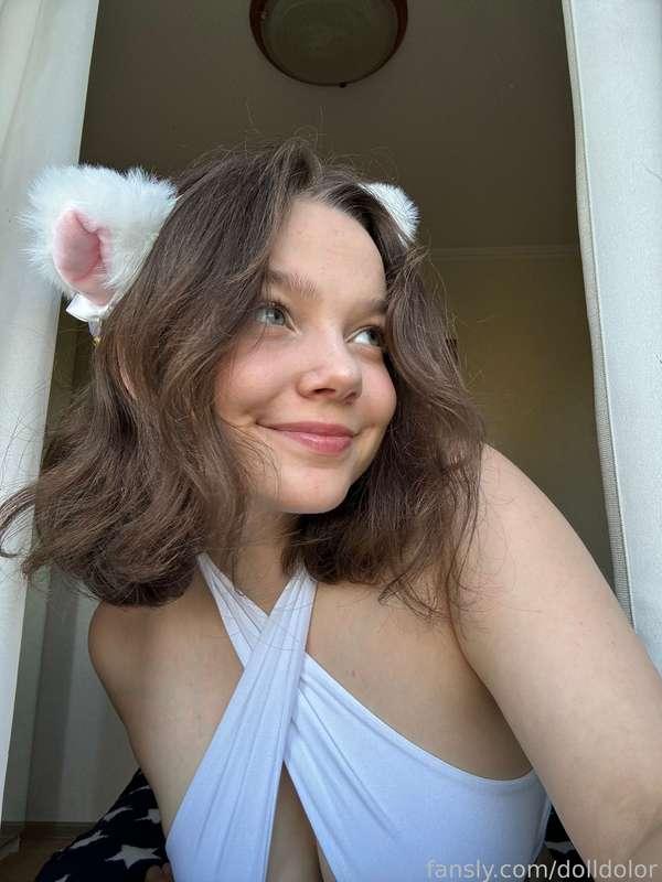 Feeling like a total cat-girl today 🐱 I just want to curl up and purr all day. Maybe a little scratch behind the ear? 🐾

#fyp #babyface #young #anime #shy #sсhoolgirl #sexy #bigtitts #bigboobs #busty 