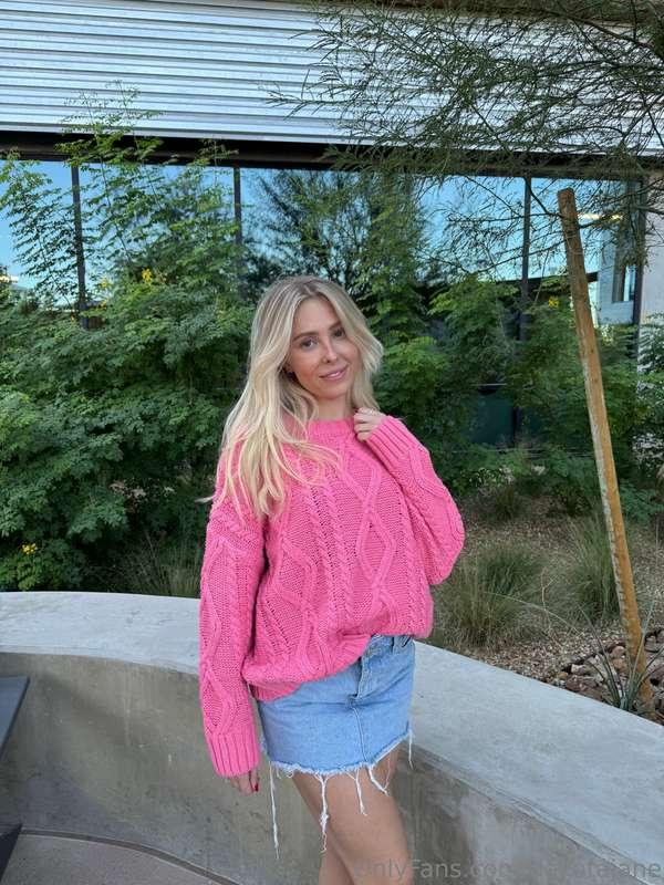 How does pink look on me ? 💕