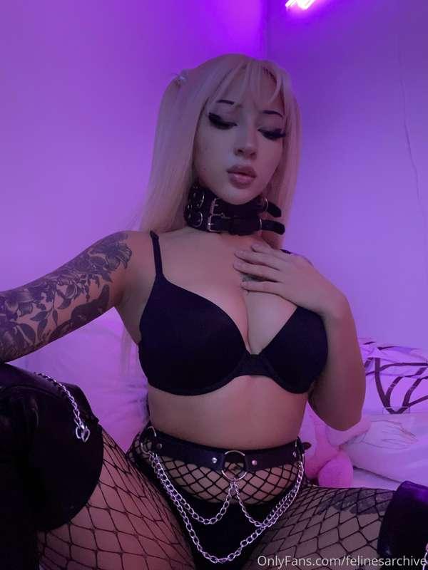 had to wear this belt again, i love it too much lol 💜