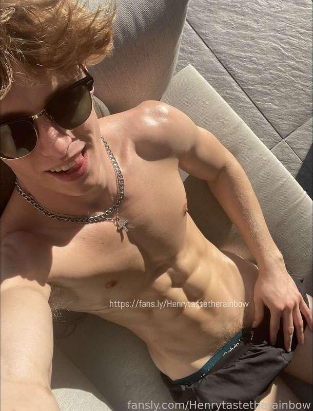 henrytastetherainbow image #2