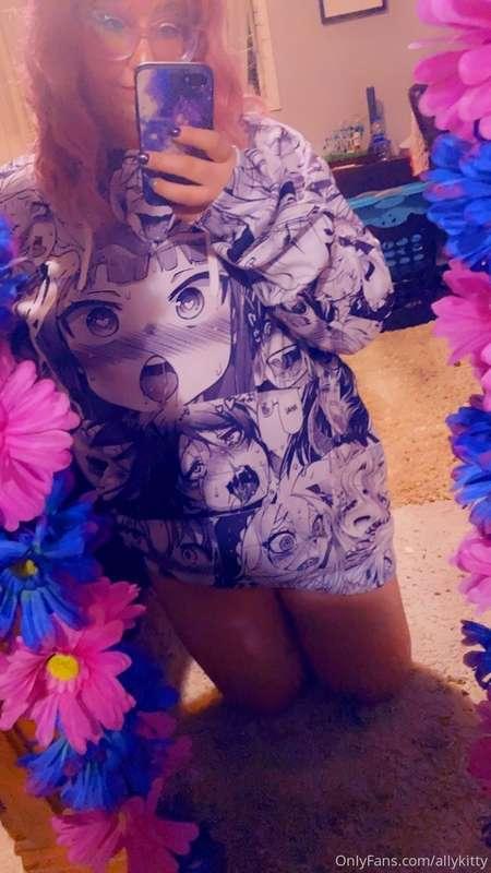 Hentai hoodie 👀