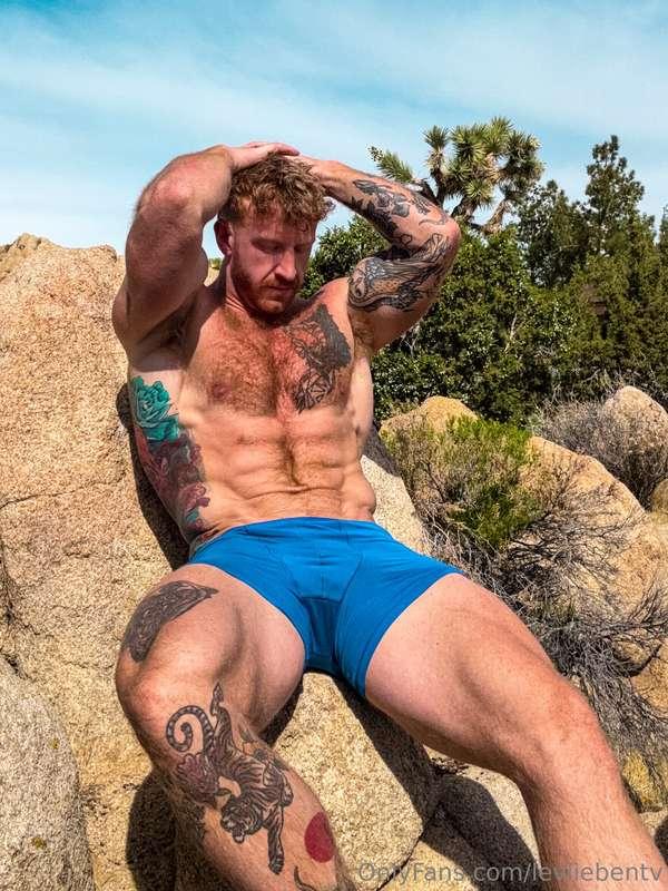 you know you're giving good head when i react like this 🥵