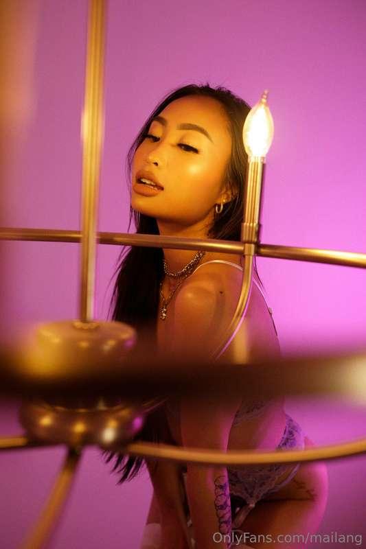 I woke up on the right side of bed today 😉 

Let me help you..