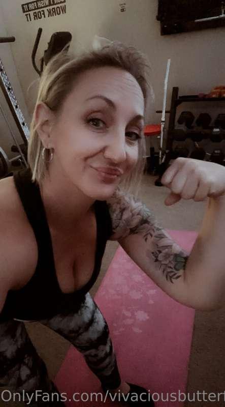 Work out complete! 
Monday - arms done ✅